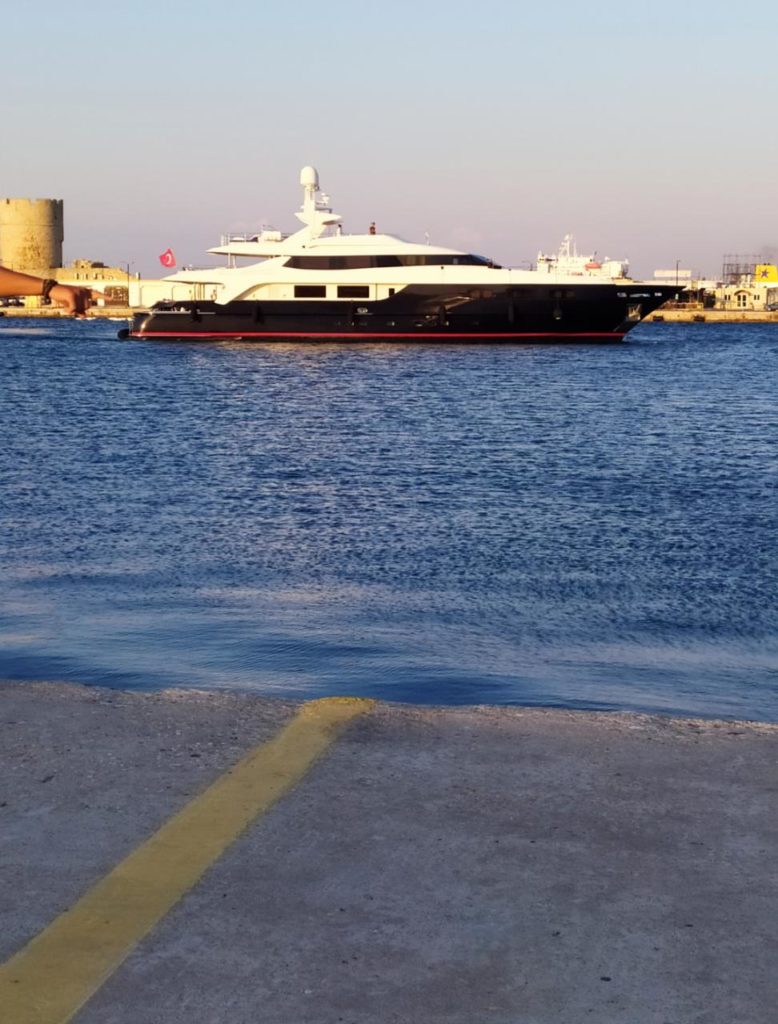 Yacht gallery image 8