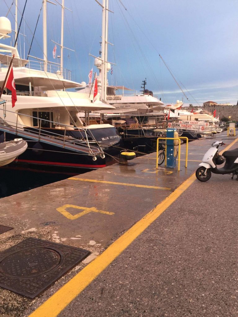 Yacht gallery image 23