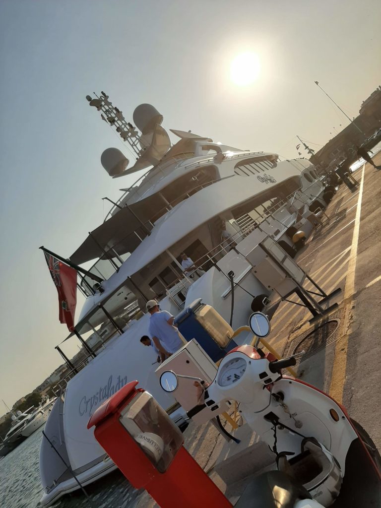 Yacht gallery image 25